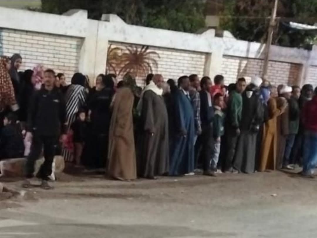 إقبال كثيف من الناخبين ببندر المنيا للإدلاء بأصواتهم في انتخابات مجلس النواب